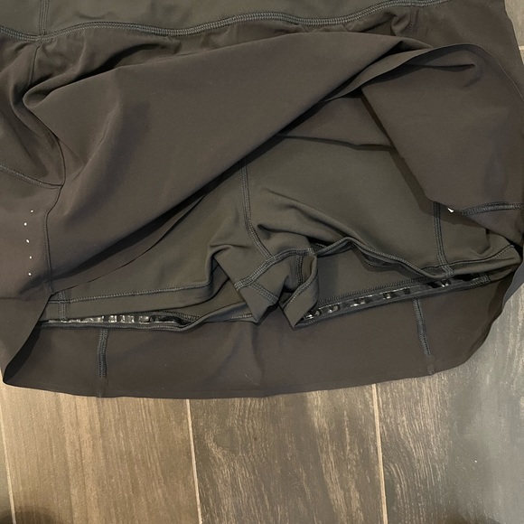 Athleta Run With It 14” Skort - Picture 7 of 7